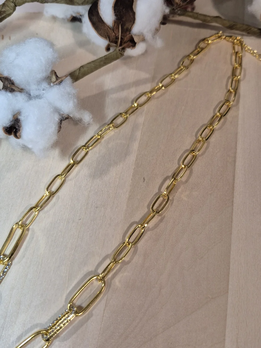 💛💛NEW💛💛 BEAUTIFUL!! CZ PaperClip Necklace In GOLD